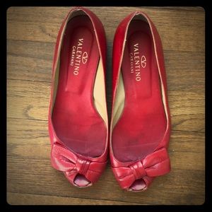 Valentino red half bow flats